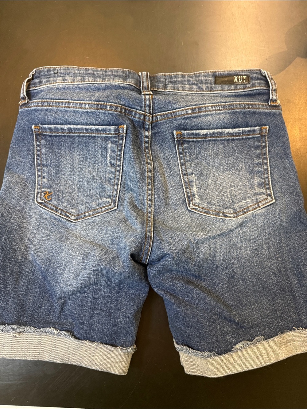 Kut from the Kloth Catherine Boyfriend Rolled Hem Mid-Rise Denim Shorts in Blue - Picture 6 of 7